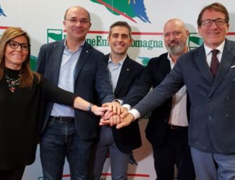 Gradimento sindaci in regione: primo Gnassi (RN), poi Vecchi (RE), Barbieri (PC) e Muzzarelli (MO)