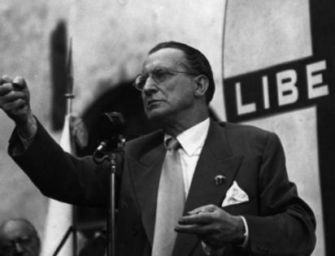 Togliatti, la morte di De Gasperi e la formula centrista svuotata