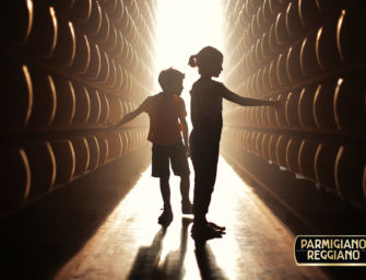 Caseifici aperti per Parmigiano Reggiano