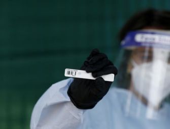 Covid, anziani e ricoveri le preoccupazioni