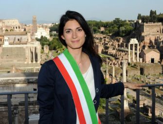M5S, sì a terzo mandato Raggi e alleanze comunali