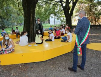 Reggio. Il sindaco in visita agli studenti