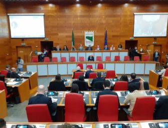 Energia pulita, la Regione prende tempo