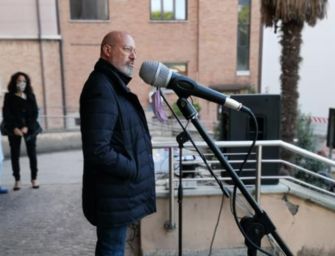 Covid, Bonaccini: “Giuste misure limitate, lockdown insostenibile”
