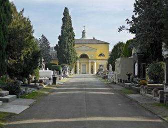 Reggio. Festa dei santi e dei defunti, gli orari dei cimiteri