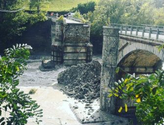Crolla il ponte Lenzino sul Trebbia