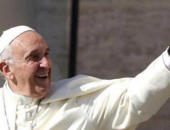 Papa Francesco: sì a legge su unioni civili
