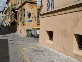 Reggio. Casali (FdI): parcheggi per invalidi, incuria. Il Comune intervenga