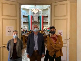 Reggio. Lgbt, diritti civili: sindaco e assessore coinvolgono la Montanari