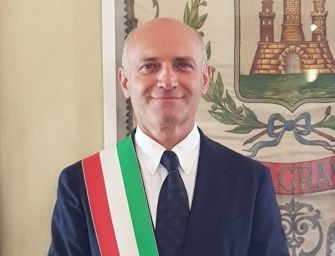 Petizione dei sindaci pro-Draghi, a Reggio scintille tra Italia Viva e Azione: “Perché Daviddi non ha firmato?”
