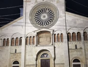 Modena. Il sindaco: alto rischio Covid, meno assembramenti e più controlli