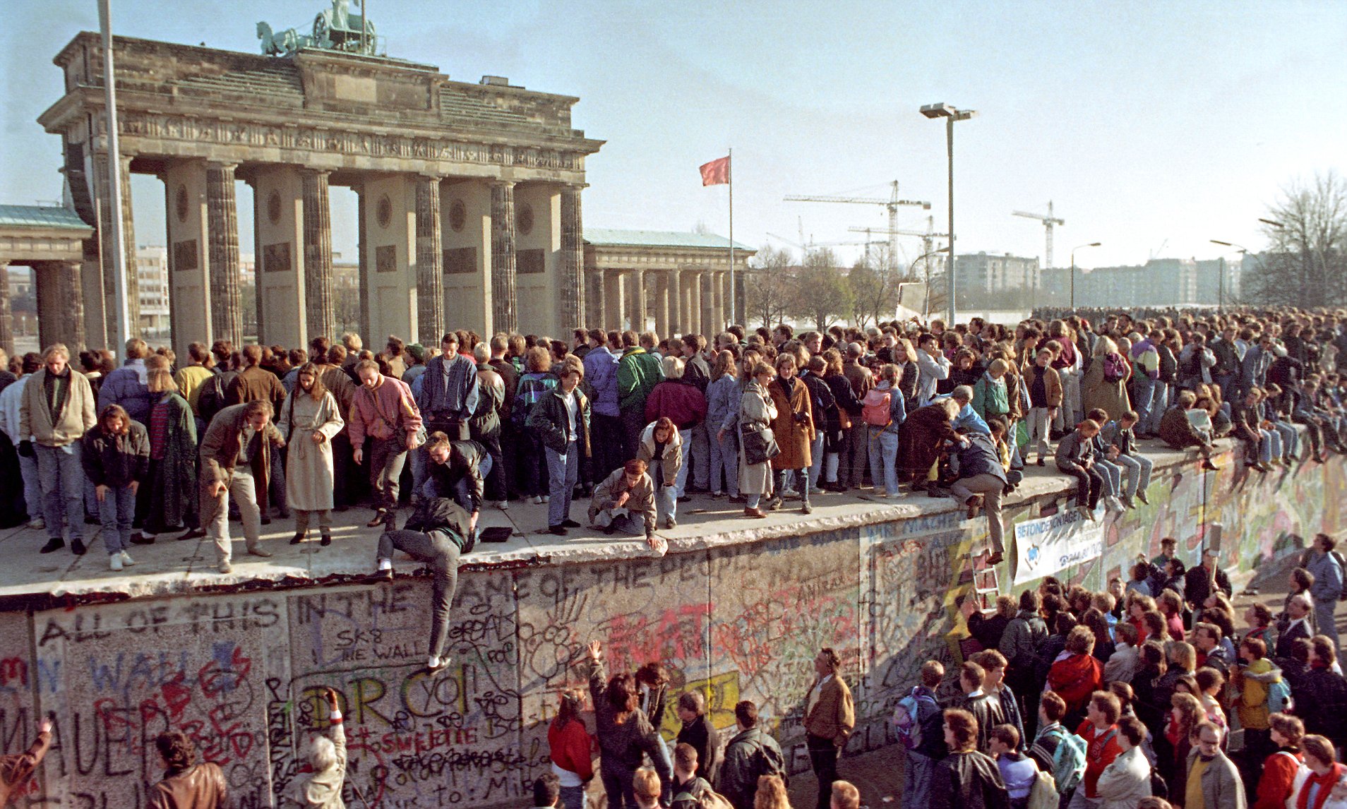 Muro Di Berlino Quando è Caduto Il 13 novembre a Reggio ricordiamo le vittime del muro di Berlino