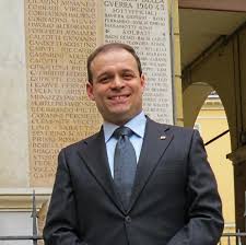 Forza Italia Reggio sul caso Mescolini: il potere locale solidarizza con l’ex capo procuratore