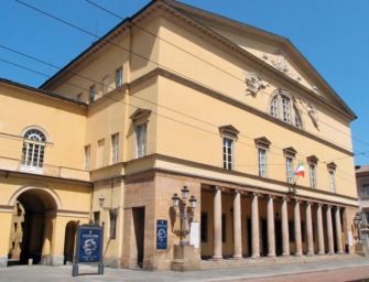 Il Regio di Parma apre con la Nona di Beethoven a pagamento in streaming su Facebook