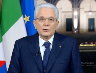 Mattarella: riprendiamoci la vita, vaccinarsi è un dovere