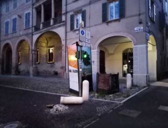 Reggio. Continua il tiro al bersaglio al piloncino di piazza Fontanesi