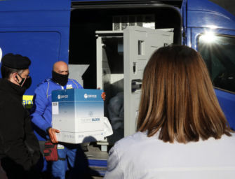 In ER prime 7.400 dosi del vaccino di Moderna