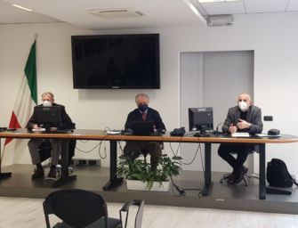 Reggio: tiene il tessuto sociale, ma il conto della pandemia è sempre più salato