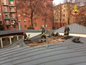 Incendio in una scuola d’infanzia di Bologna, bimbi evacuati ma nessun ferito
