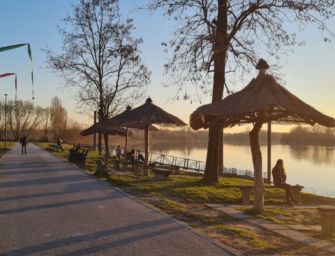 Covid, si pensa a chiusure nel weekend