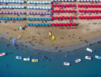 Turismo, l’Emilia-Romagna prevede un’estate da “tutto esaurito” in Riviera e in Appennino