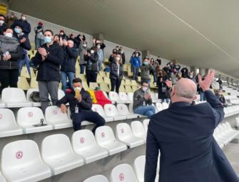 Imola, omaggio ai sanitari in tribuna