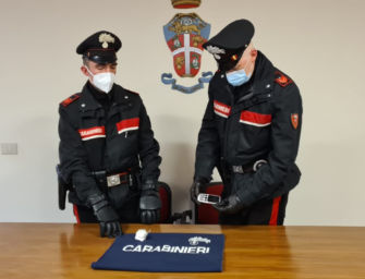 Reggio. Rintracciato alla fermata del bus dopo essere evaso dai domiciliari: arrestato