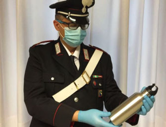 Gel disinfettante nell’acqua della borraccia a scuola, 12enne finisce in pronto soccorso