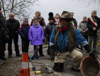 Posa nuove pietre d’inciampo a Novellara, Villa Minozzo, Baiso, Bagnolo