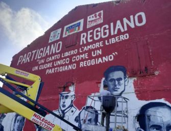 “Via il murales Partigiano Reggiano”