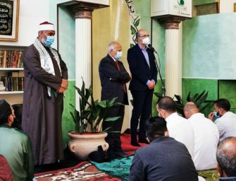 Il sindaco Vecchi festeggia la fine del Ramadan con la comunità islamica: Reggio crede nel diaologo