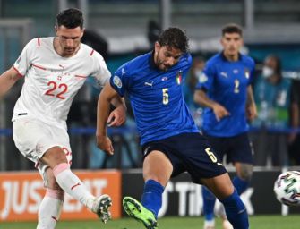 Doppietta di Locatelli, poi Immobile: 3 a 0 alla Svizzera. Italia qualificata
