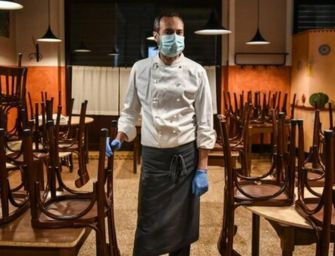 Ristoranti, verso zero limiti in zona bianca all’aperto. Al chiuso: non più di 8