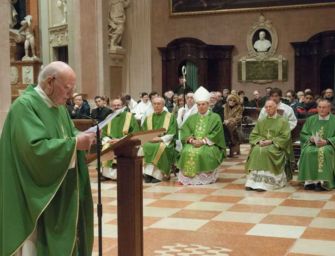 Reggio. Mercoledì funerale di don Agostini celebrato dal vescovo in Duomo e su Youtube