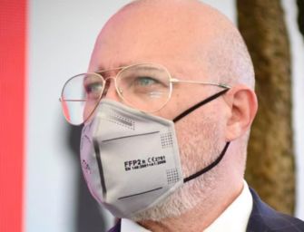 Bonaccini: sì obbligo vaccino nelle scuole