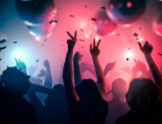 Discoteche, “aperte per chi ha il green pass”