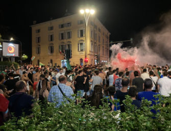 Sindaci reggiani: “Tifiamo senza violare regole”