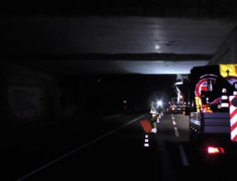 Scia di sangue sul lavoro: 53enne operaio reggiano morto in un cantiere sull’A15 a Parma