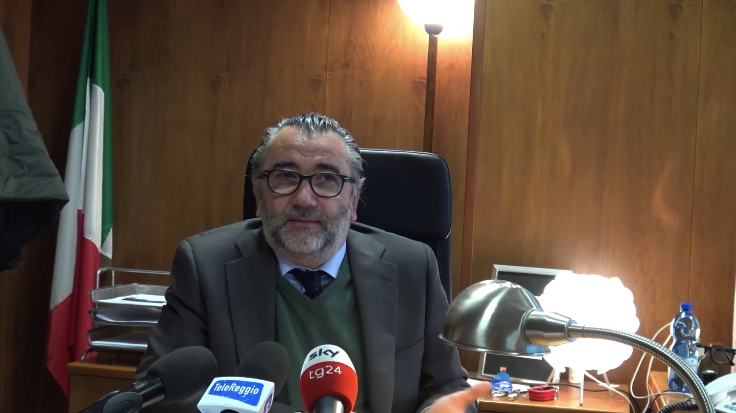 La Corte di Cassazione apre un procedimento disciplinare a carico dell'ex procuratore capo di Reggio Mescolini - Vimarsana News