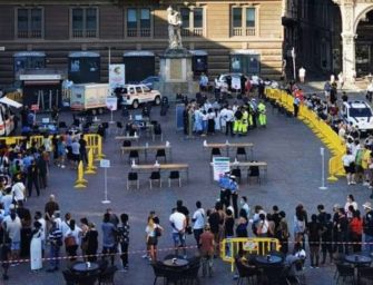 Torna in piazza Prampolini il camper Asl per il vaccino dai 12 anni in su senza prenotazione