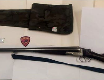 Bologna. Trova un’auto davanti al passo carraio e imbraccia il fucile: denunciato pensionato di 80 anni