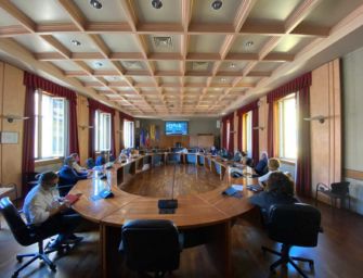 Da lunedì scuola per oltre 35mila studenti superiori modenesi. Incontro tra i presidi