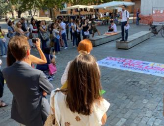 “Abolire il Green pass subito”, Scuola e libertà in piazza a Reggio e Modena