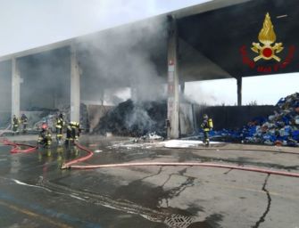 Incendio alla Gheo di Unieco a Brescello