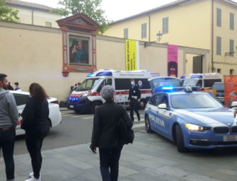 Reggio. Paura per 2 ragazzini investiti dopo la scuola in via Emilia San Pietro