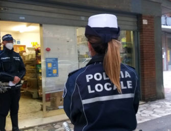 Negozio di Modena viola le norme anti-Covid e vende alcol senza autorizzazioni: scatta la chiusura per cinque giorni