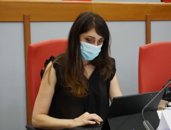 Piccinini (M5S): “I contagi record in Emilia-Romagna frutto anche della propaganda no-vax della destra”