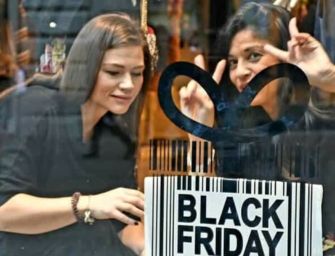Black Friday: via allo shopping in rete