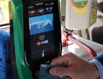 Biglietto si fa sul bus col bancomat