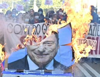 No vax, nel mirino Draghi: perquisizioni